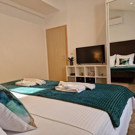 Holiday Home Near Trogir Kaštel Štafilić Zewnętrze zdjęcie