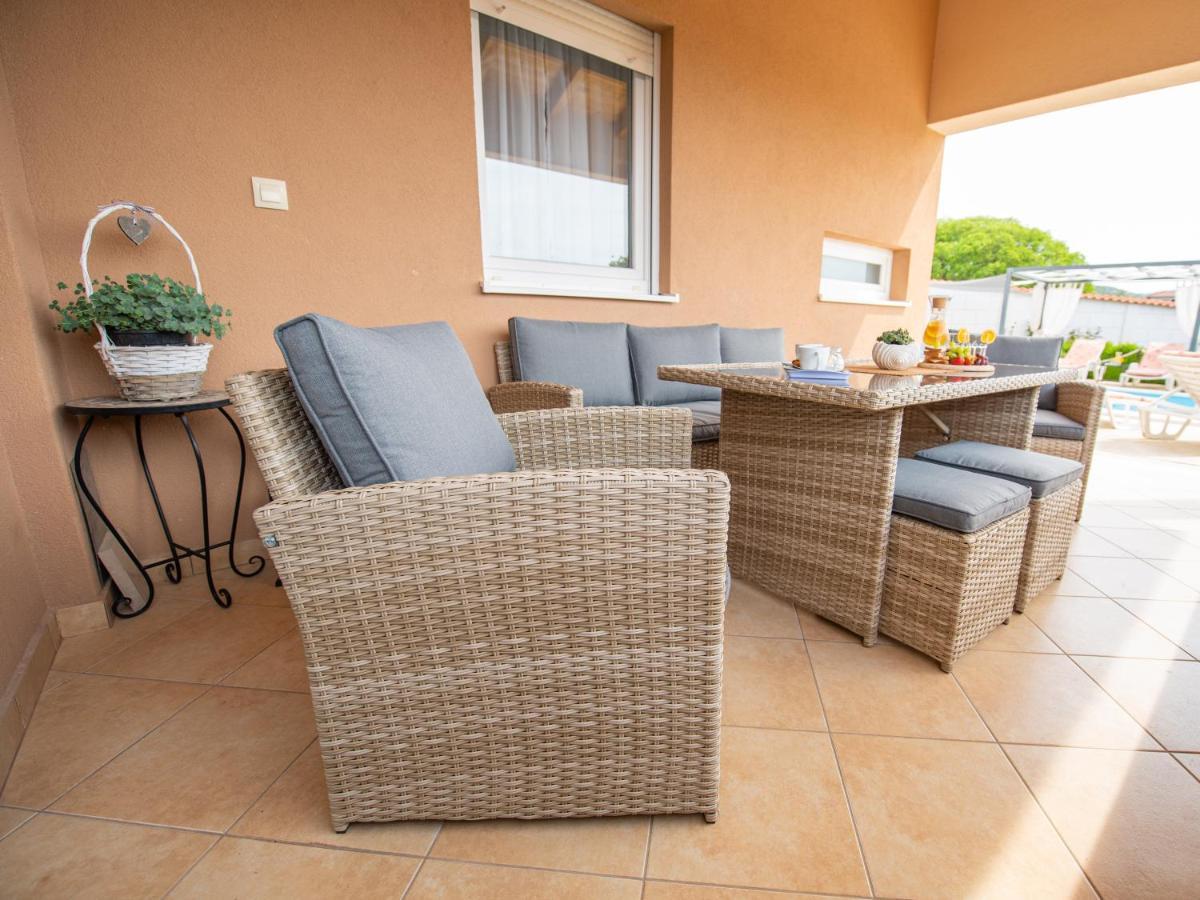 Holiday Home Near Trogir Kaštel Štafilić Zewnętrze zdjęcie