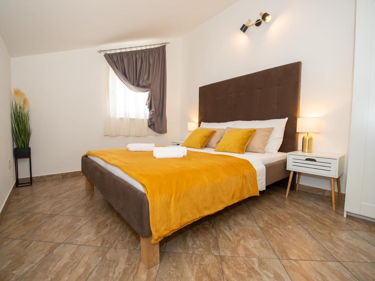 Holiday Home Near Trogir Kaštel Štafilić Zewnętrze zdjęcie