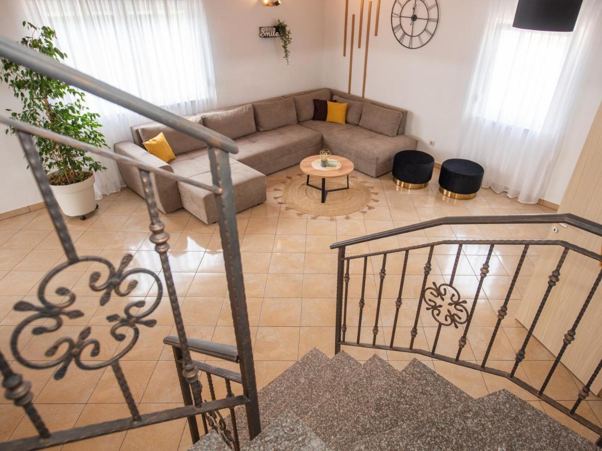 Holiday Home Near Trogir Kaštel Štafilić Zewnętrze zdjęcie