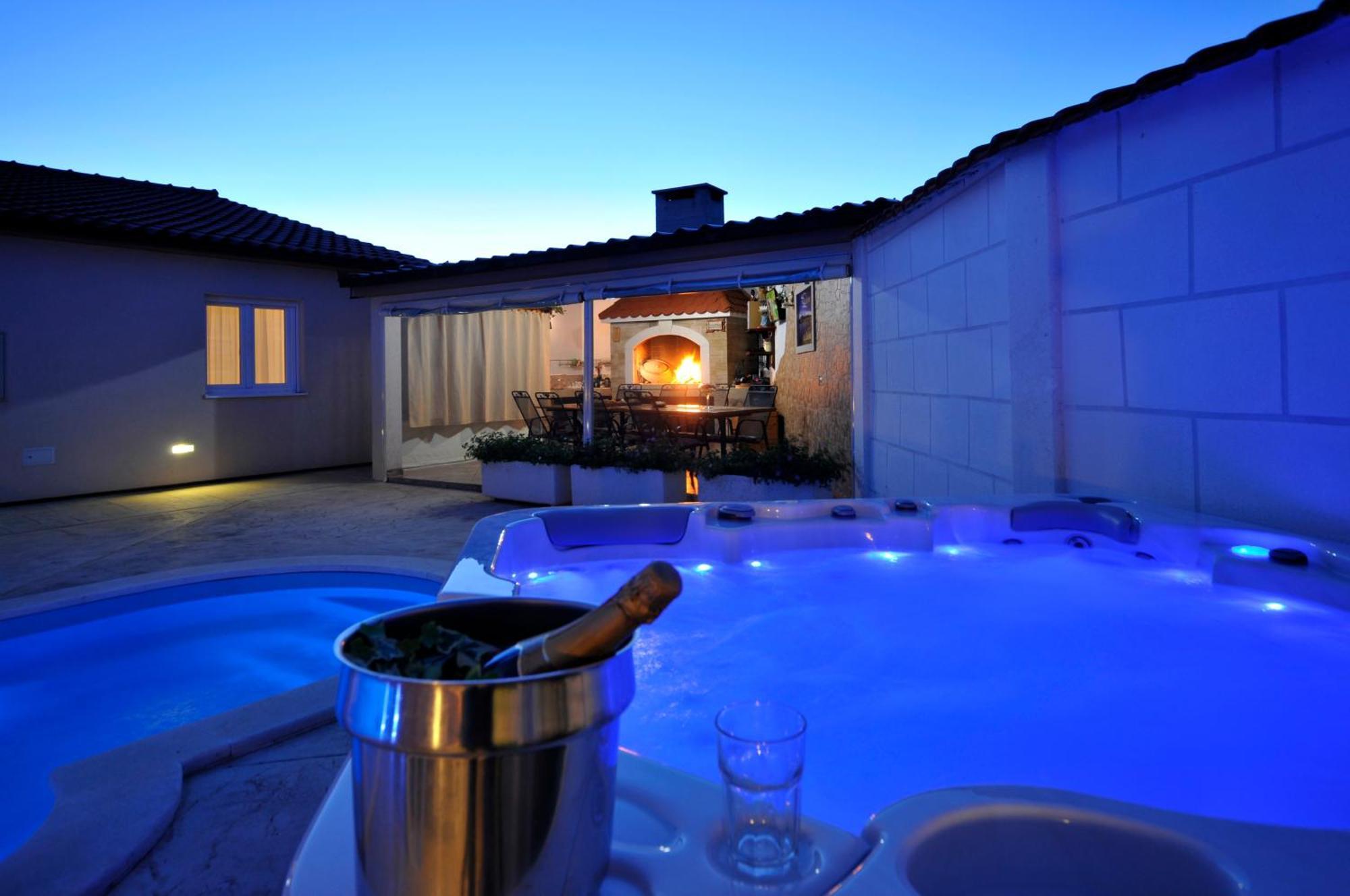 Holiday Home Near Trogir Kaštel Štafilić Zewnętrze zdjęcie