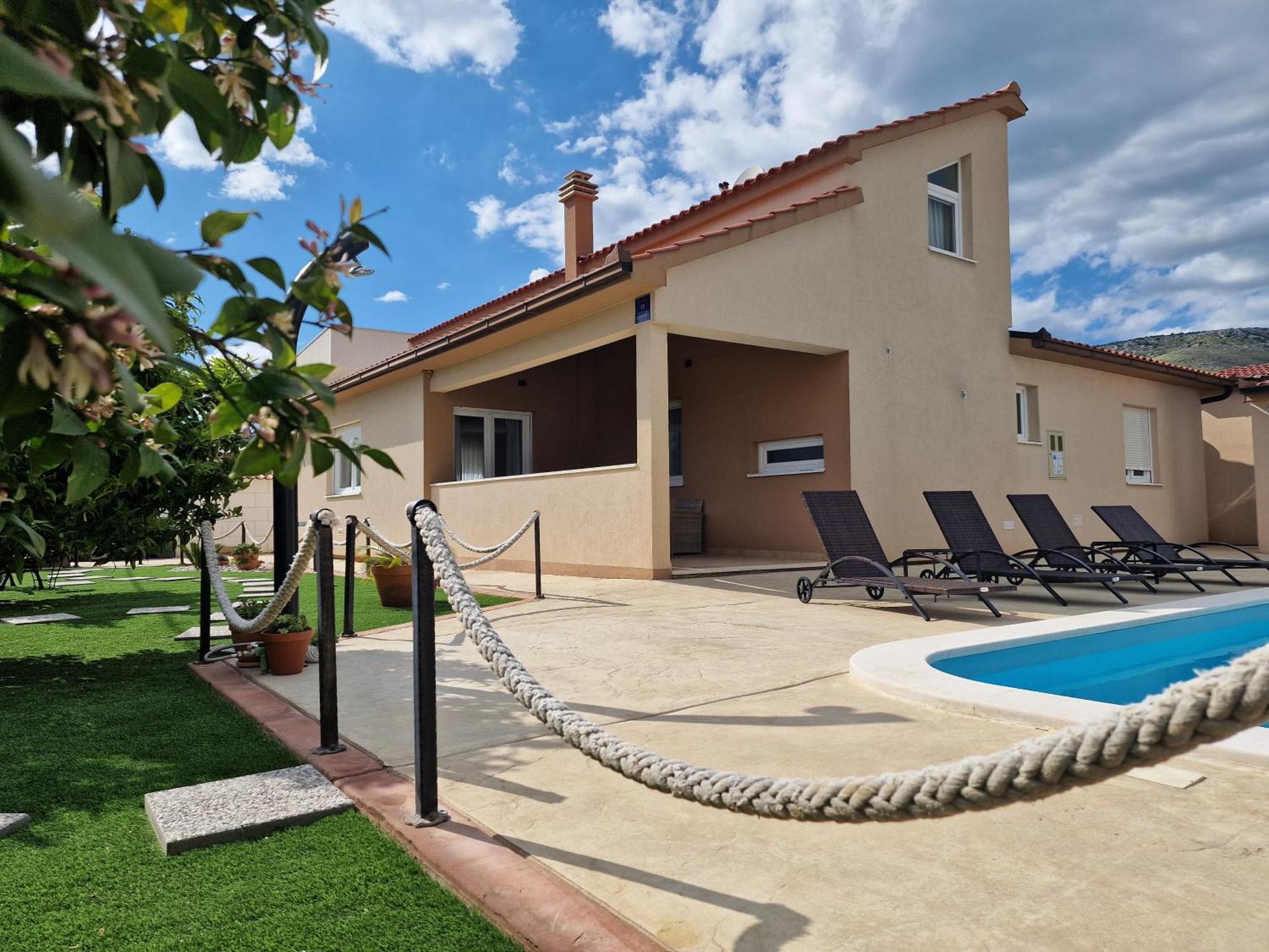 Holiday Home Near Trogir Kaštel Štafilić Zewnętrze zdjęcie